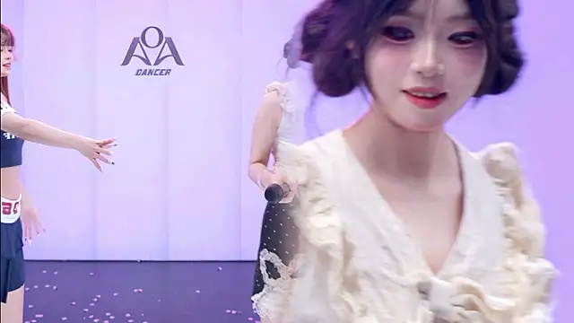 AOA-001 webcam show