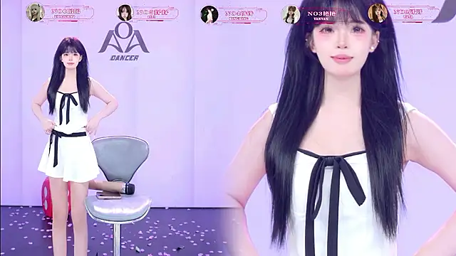 Webkamerová show AOA-001