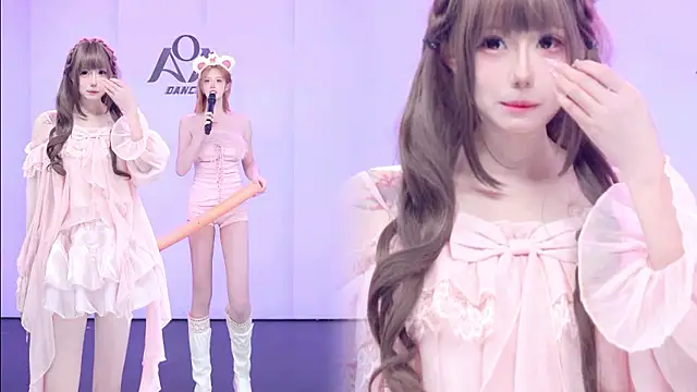 AOA-001's Webcam Show