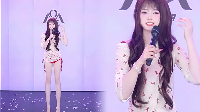 AOA-001 Live XXX-Chat