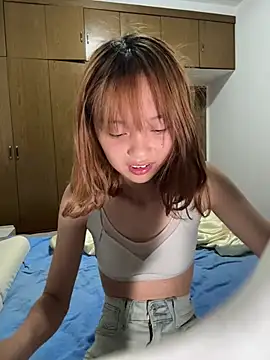 yangyang520-18girl's Webcam Show