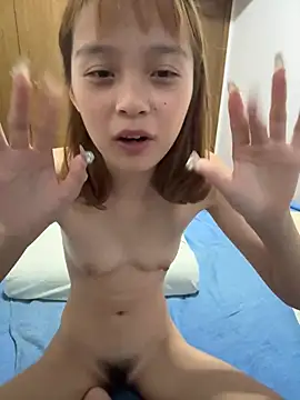 yangyang520-18girl 网络视讯表演