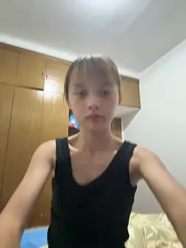 yangyang520-18girl 网络视讯表演
