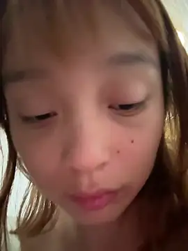 yangyang520-18girl 在線直播表演