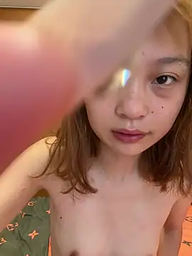 yangyang520-18girl Show Webcam