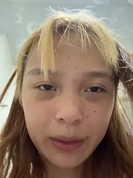 yangyang520-18girl Adlı Modelin Web Kamerası Şovu