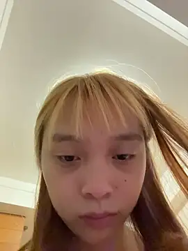 yangyang520-18girl Webcam-Show