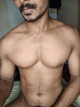 kevin_yours: διαδικτυακό σόου στην κάμερα