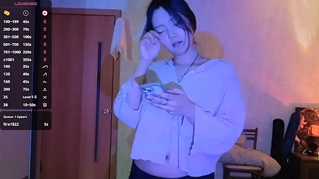 XXX chat uživo modela AdaJoaans