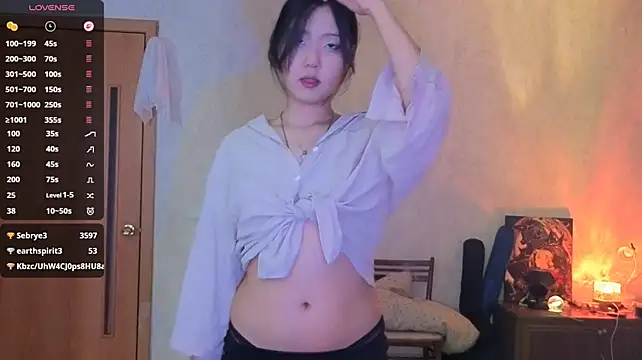 AdaJoaans Adlı Modelin Canlı XXX Sohbeti