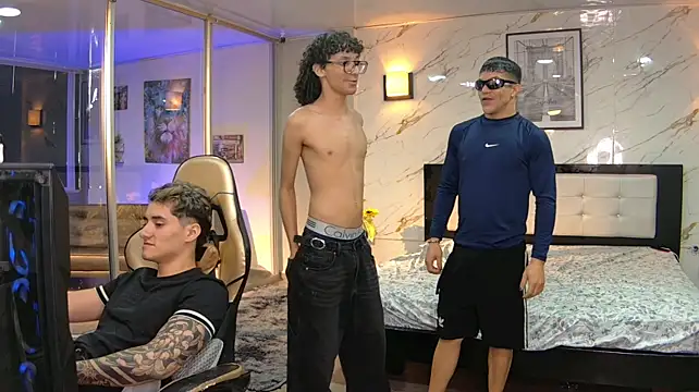 Show de webcam de Boysgang_sex2