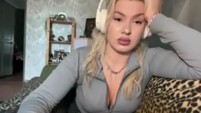 Webkamerová show SpotlessParaffin