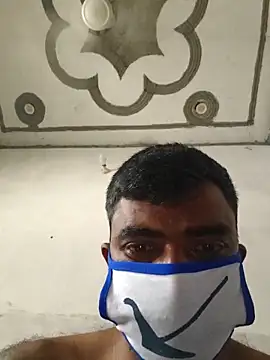 Sahil-ji0 Show Webcam