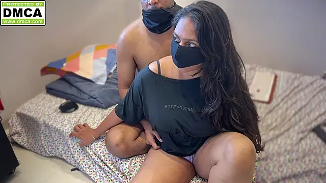 הופעת וובקאם של pleasures_wish