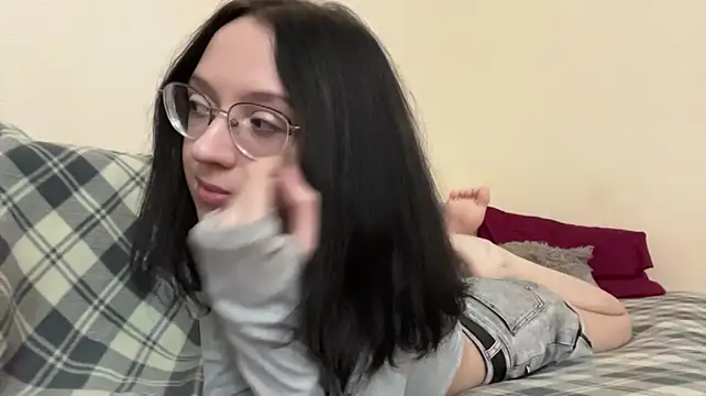 EvaRavelle's Webcam Show