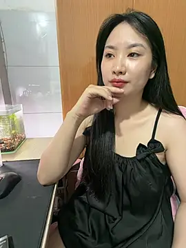 QuynhAnh68 Show Webcam