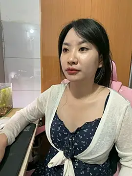 QuynhAnh68 Pertunjukan Webcam