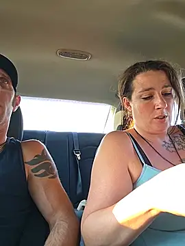 thespontaneouscouple42069's Webcam Show