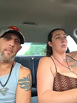 thespontaneouscouple42069's Webcam Show