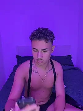 Enzo_Luxury Webcamshow