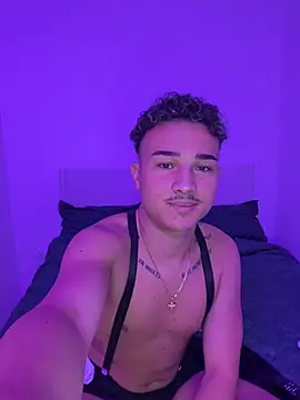 Enzo_Luxury webcam show