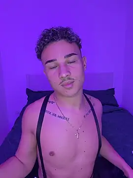 Enzo_Luxury Webcam-Show