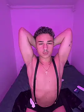 Show de Enzo_Luxury na webcam