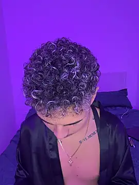 Enzo_Luxury webcam show