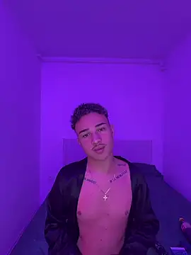 Enzo_Luxury Webcamshow
