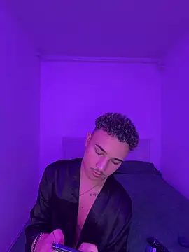 Enzo_Luxury – webcam-show