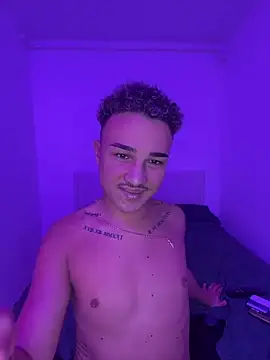 Show de Enzo_Luxury na webcam