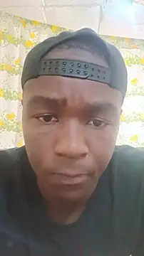 Sexxxxyboy678 网络视讯表演