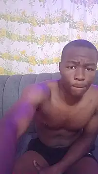 Sexxxxyboy678 – webcam-show