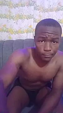 Sexxxxyboy678 Webcam-Show
