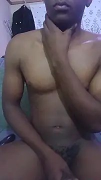 Sexxxxyboy678 网络视讯表演