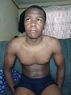 Show modela Sexxxxyboy678 na web-kameri