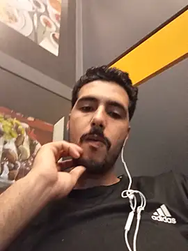 expatriates Adlı Modelin Web Kamerası Şovu