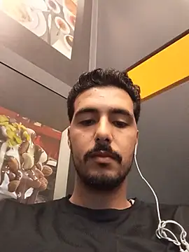 expatriates Adlı Modelin Web Kamerası Şovu