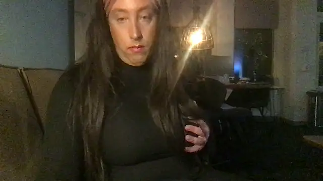 DaphneTS webcam show