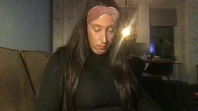 DaphneTS webcam show