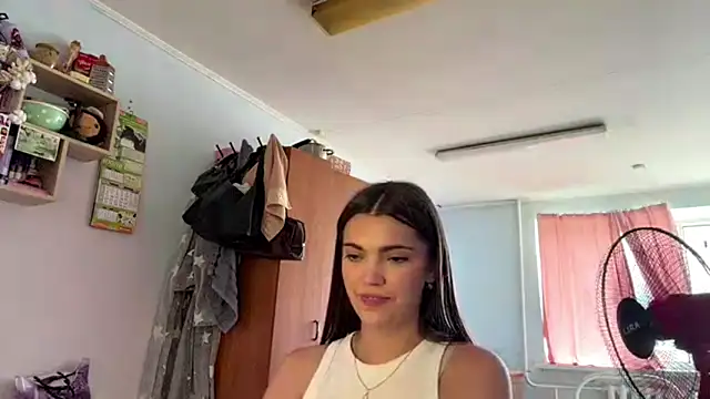 Ameliamali Webcam-Show