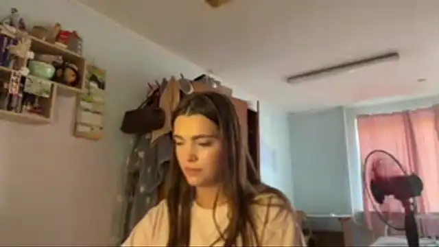 IvyToulouse webcam show
