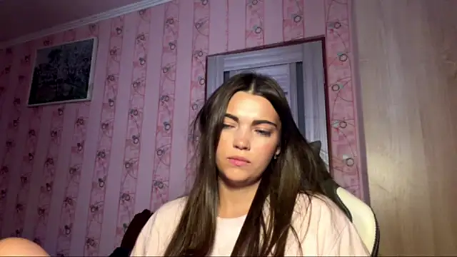 Chat +18 de IvyToulouse ao vivo