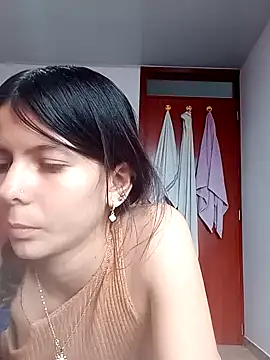 BigbuttBrooklyn_'s Webcam Show