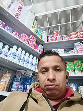 Webkamerová show chiquitoricoxxx