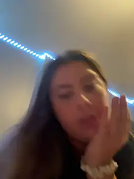 Chat XXX en directo de hiddensecretxx