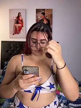 ChloeeLaurent Live XXX-Chat