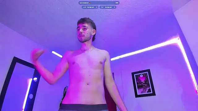 YourGirlfriendsFavorite webkamerás műsora