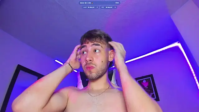 YourGirlfriendsFavorite webkamerás műsora