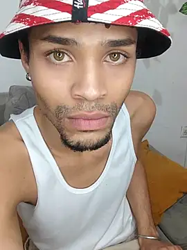 Show modela Ryan_Duppont na web-kameri